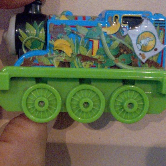 Thomas & Friends Wooden Railway RARE Scruff and Thomas 2014 Collectors I… - Picture 4 of 5